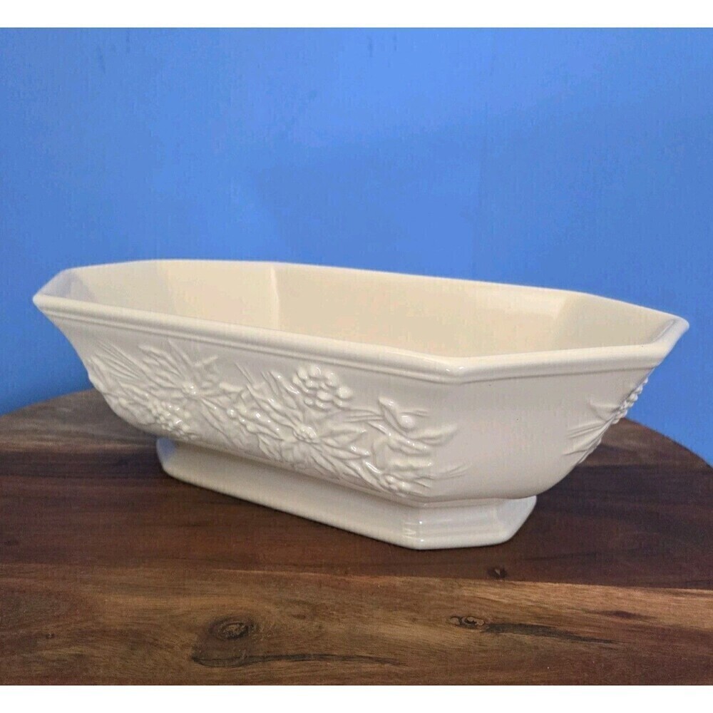 Collector Longaberger Nature's Garland Large Embossed Dish French Country Ivory
